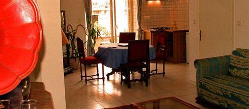 Hotel Résidence Larroque 2*